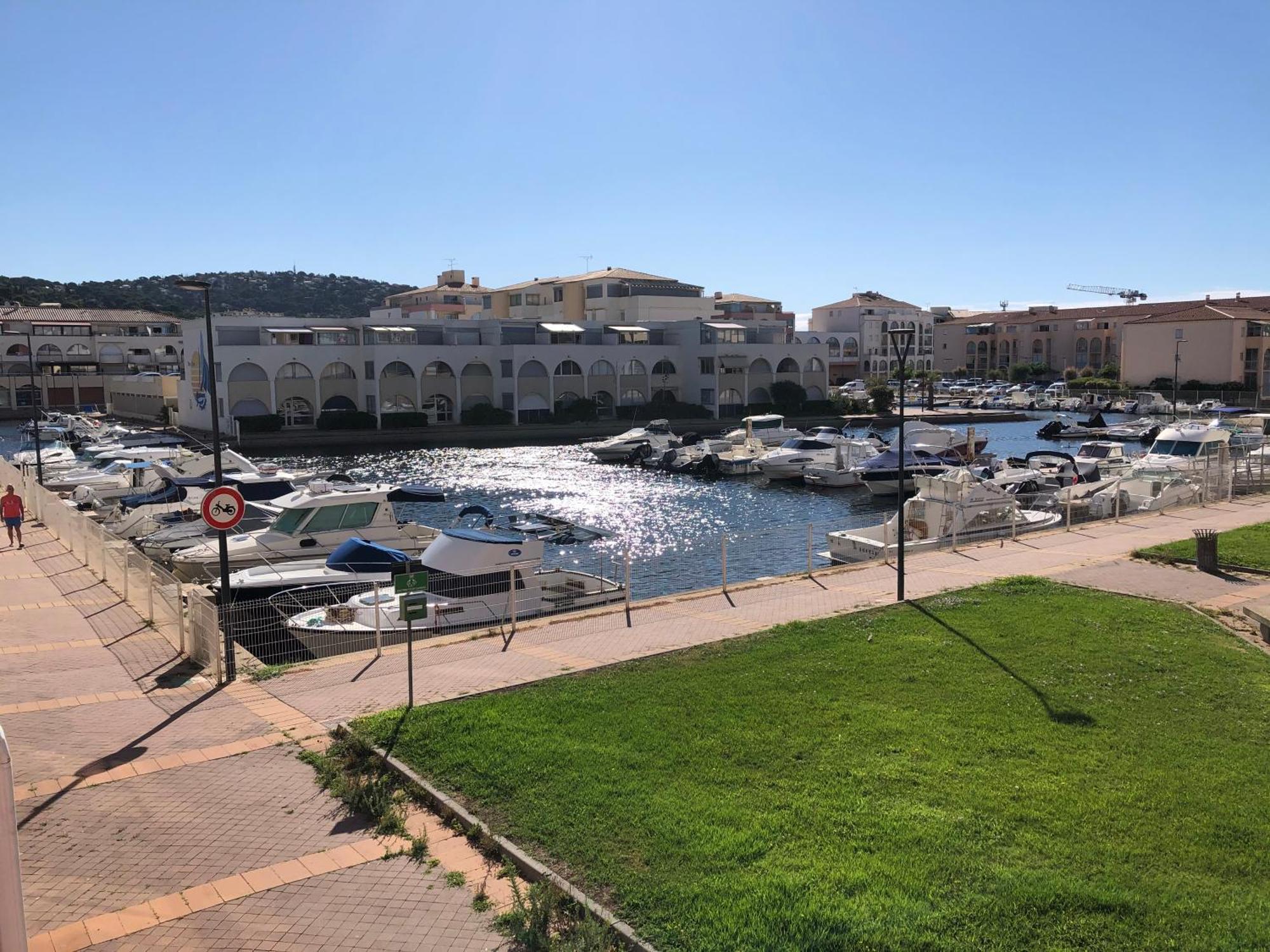 Coquet T2, Quartier Des Quilles, Climatise, 300M Des Plages Sète Eksteriør billede